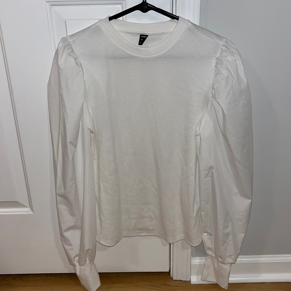 SHEIN Puffer Sleeve Top